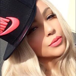 Meet your Posher, Nilo